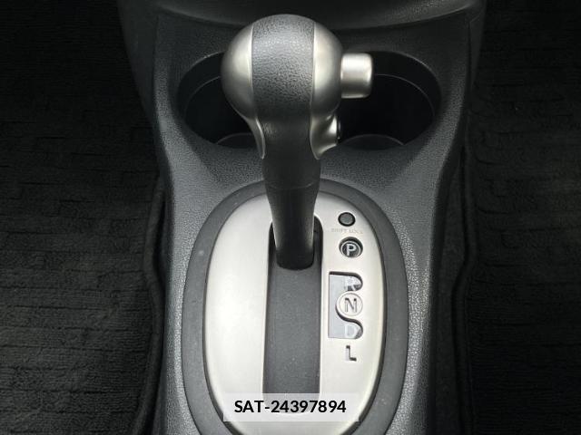 Nissan NOTE 2016-01 7820932-17