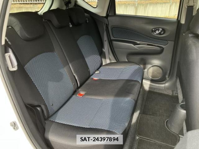 Nissan NOTE 2016-01 7820932-4