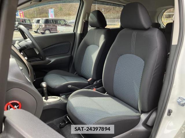 Nissan NOTE 2016-01 7820932-5