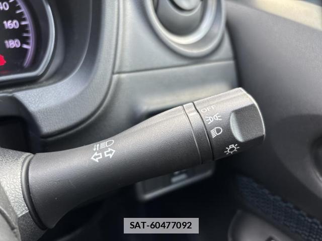 Nissan NOTE 2014-07 7821072-12