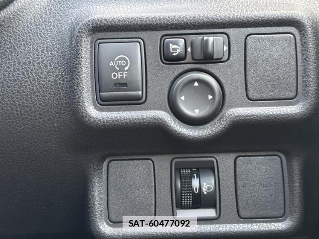 Nissan NOTE 2014-07 7821072-17