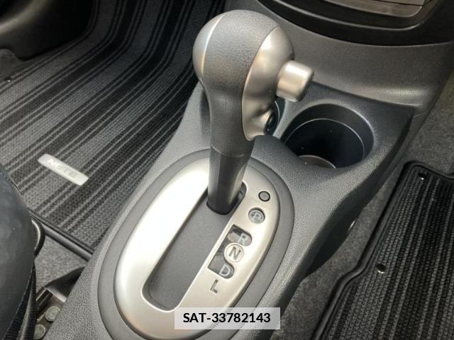 Nissan NOTE 2015-11 7821084-15