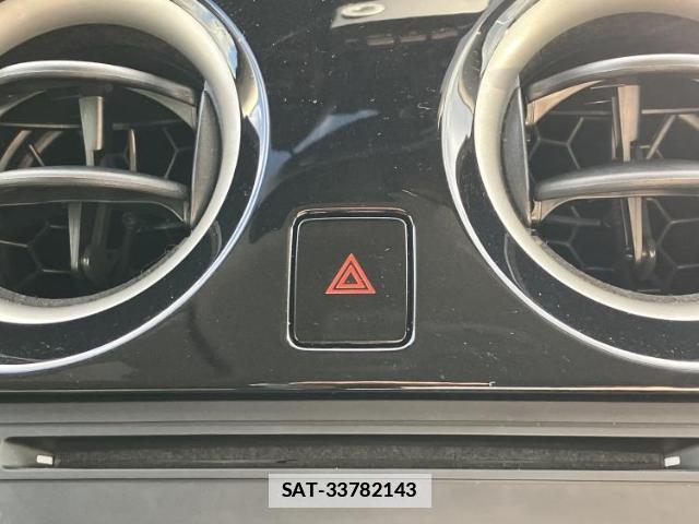 Nissan NOTE 2015-11 7821084-17