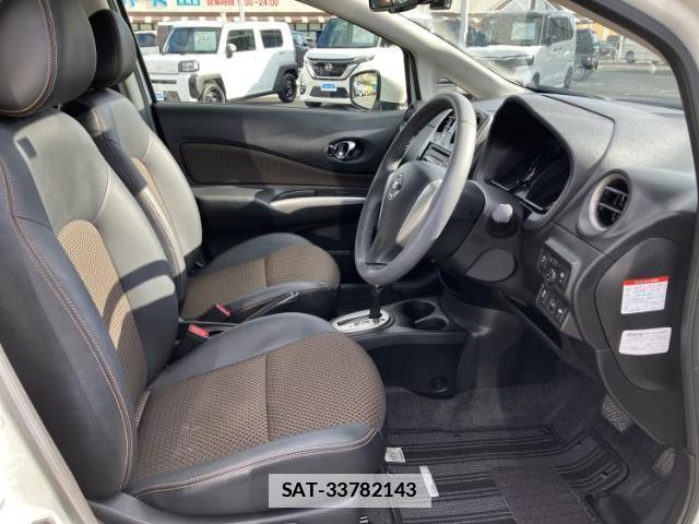 Nissan NOTE 2015-11 7821084-3