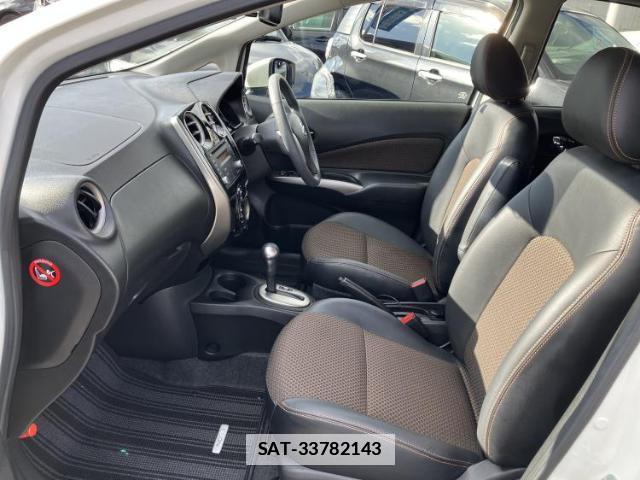 Nissan NOTE 2015-11 7821084-5