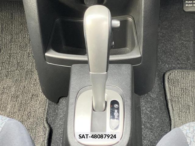 Nissan NOTE 2011-08 7821446-13