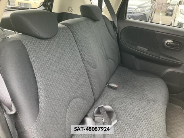 Nissan NOTE 2011-08 7821446-5