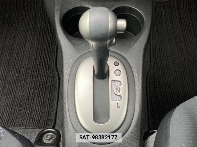 Nissan NOTE 2015-01 7821454-15