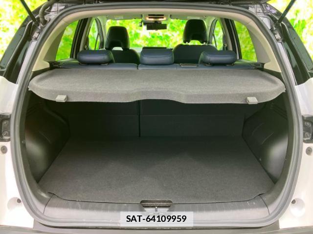 Nissan NOTE 2021-11 7821647-7