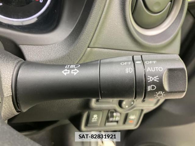 Nissan NOTE 2014-02 7822026-15
