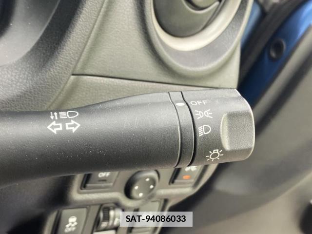 Nissan NOTE 2014-01 7822041-15
