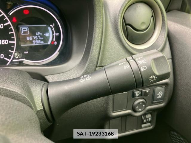 Nissan NOTE 2013-01 7822446-15