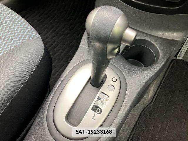 Nissan NOTE 2013-01 7822446-17