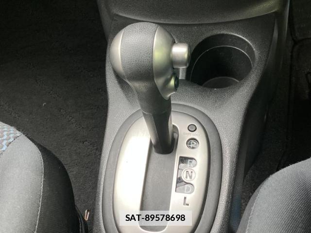 Nissan NOTE 2015-02 7822543-15