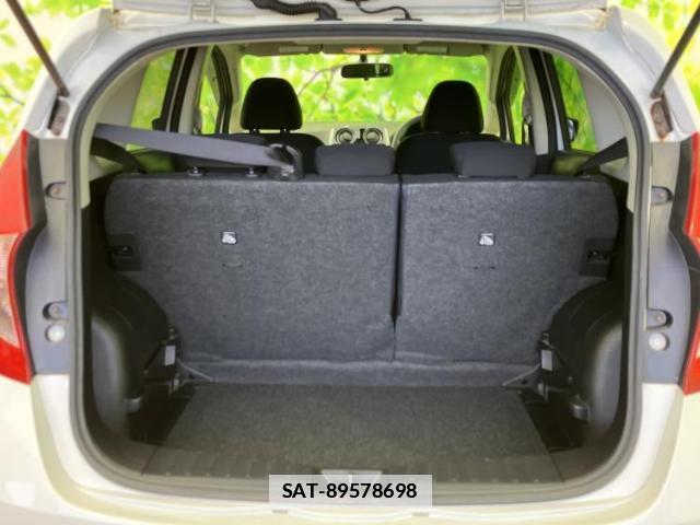 Nissan NOTE 2015-02 7822543-7