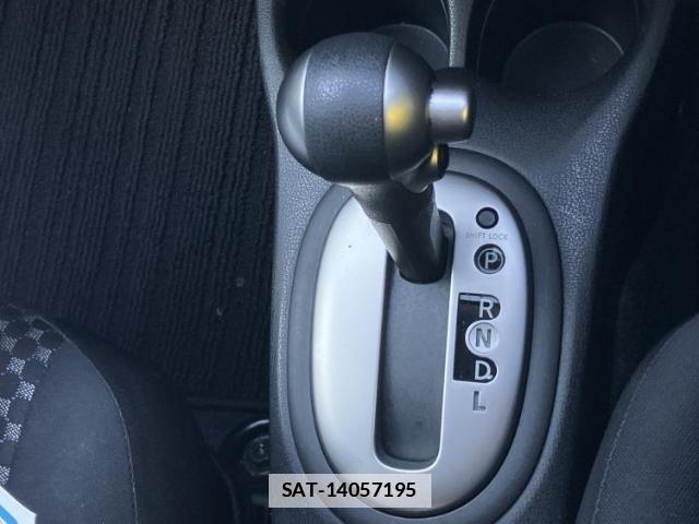 Nissan NOTE 2014-02 7822748-12