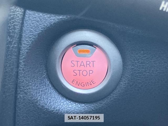 Nissan NOTE 2014-02 7822748-16