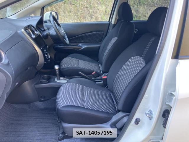 Nissan NOTE 2014-02 7822748-5