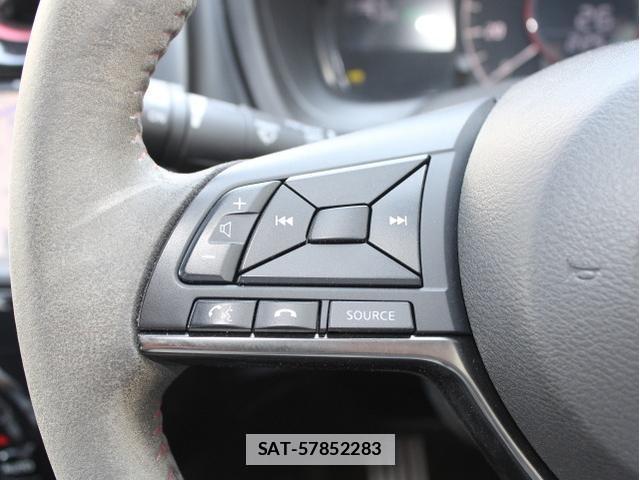 Nissan NOTE 2017-02 7823041-11