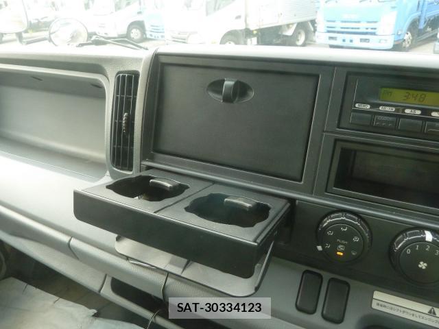 Nissan NT450 ATLAS 2014-09 7817540-18