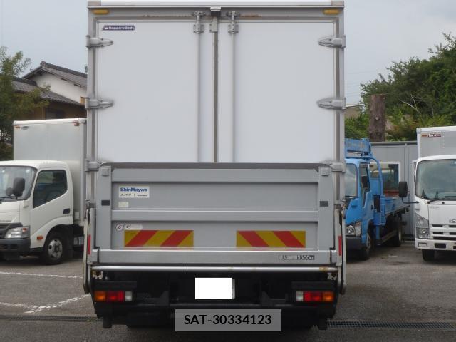 Nissan NT450 ATLAS 2014-09 7817540-4