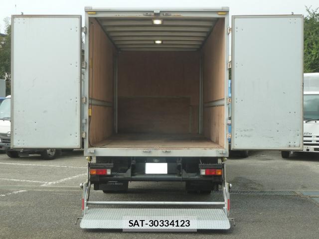 Nissan NT450 ATLAS 2014-09 7817540-8