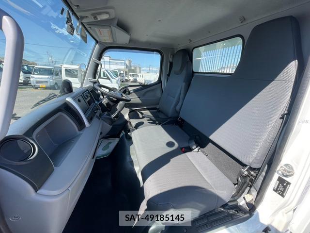 Nissan NT450 ATLAS 2021-01 7820444-14