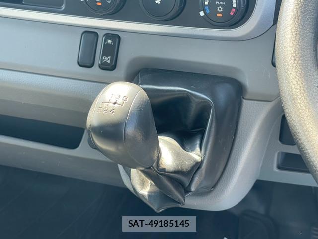 Nissan NT450 ATLAS 2021-01 7820444-15