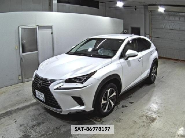 Lexus NX 2018-09 7811353-3