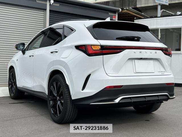 Lexus NX 2023-07 7811916-3