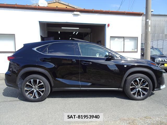 Lexus NX 2014-10 7812068-11