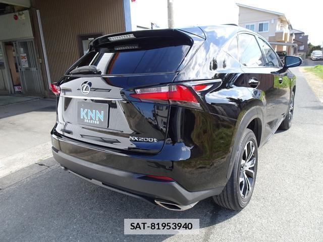 Lexus NX 2014-10 7812068-13