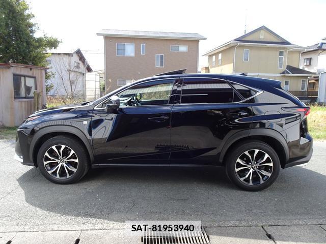 Lexus NX 2014-10 7812068-15