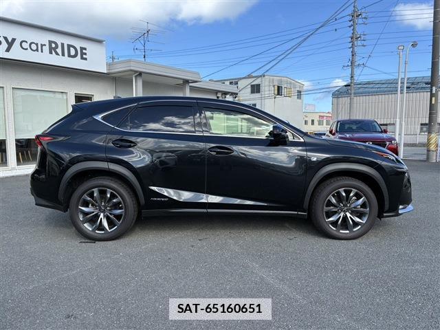 Lexus NX 2016-08 7812375-2