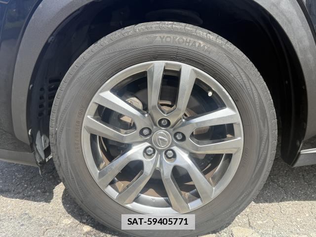Lexus NX 2014-08 7812456-17