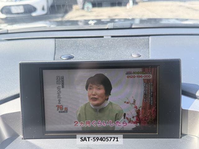 Lexus NX 2014-08 7812456-4