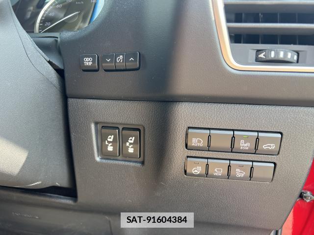 Lexus NX 2018-12 7812842-18