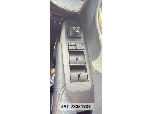 Lexus NX 2015-03 7813661-7