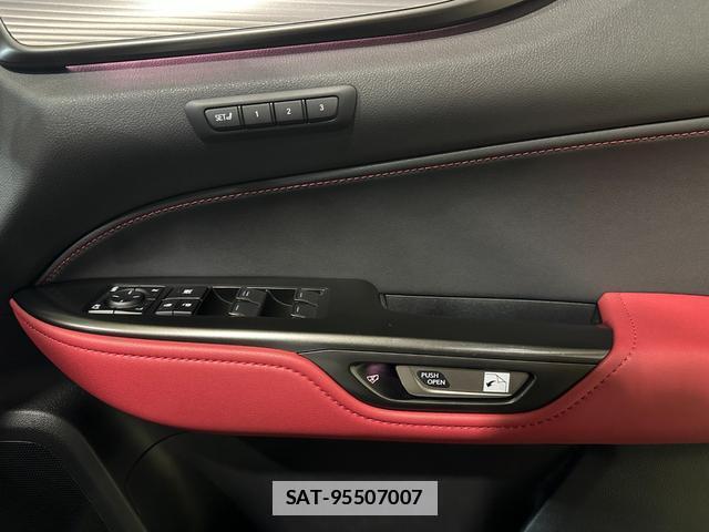 Lexus NX 2023-03 7814116-18