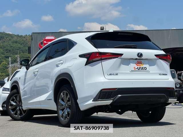 Lexus NX 2020-12 7815558-2