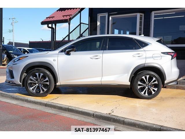 Lexus NX 2018-11 7815592-16