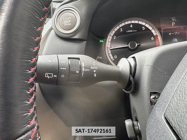 Lexus NX 2016-04 7815623-14
