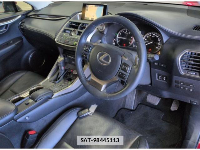 Lexus NX 2015-11 7816361-2
