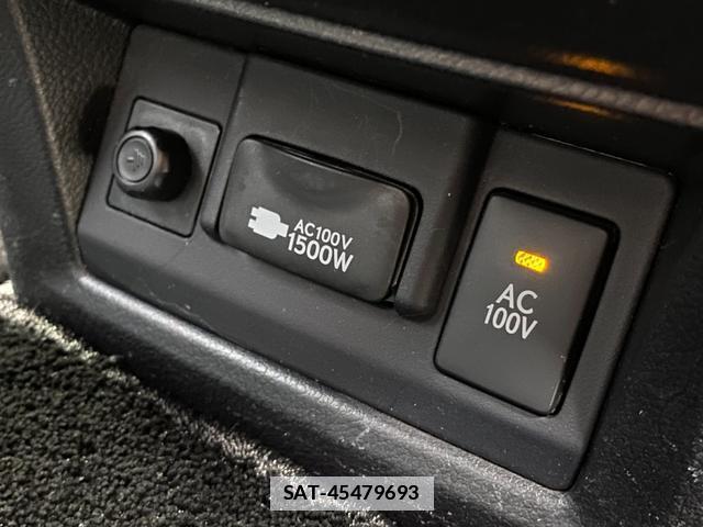 Lexus NX 2015-06 7816513-17