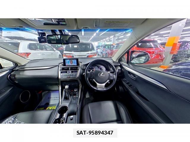 Lexus NX 2017-05 7816556-2