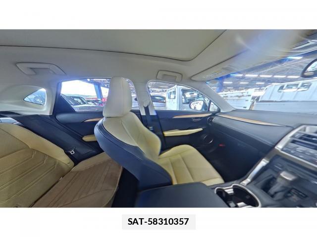 Lexus NX 2015-08 7816573-5