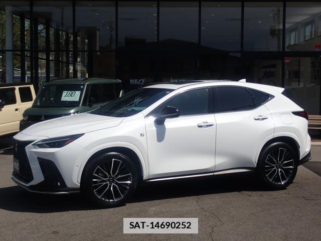 Lexus NX 2025-10 7817521-0