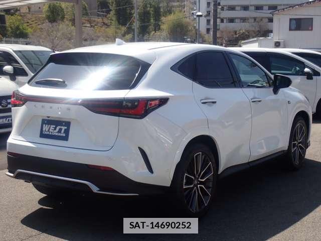 Lexus NX 2025-10 7817521-14