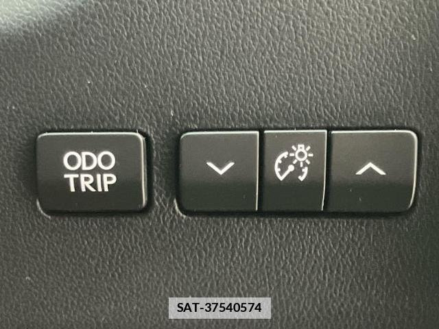 Lexus NX 2019-03 7821958-17