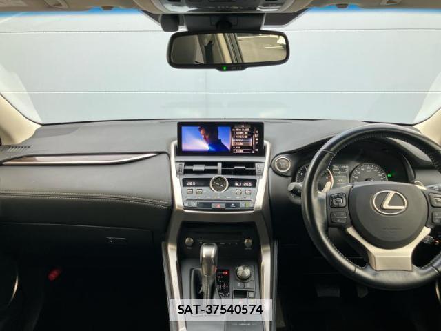 Lexus NX 2019-03 7821958-3